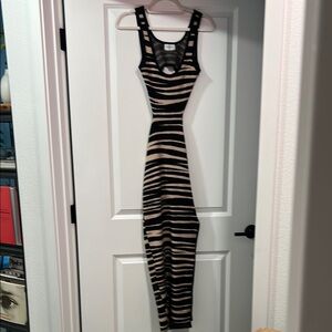 RNWY animal print sweater dress with side cut-out look size US4